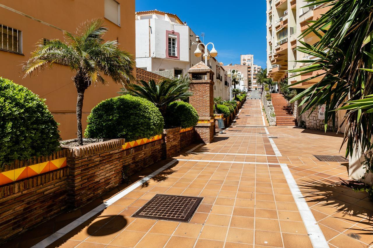 One Room Sea And Port Views En Edificio Tamarindo Benalmadena Ngoại thất bức ảnh